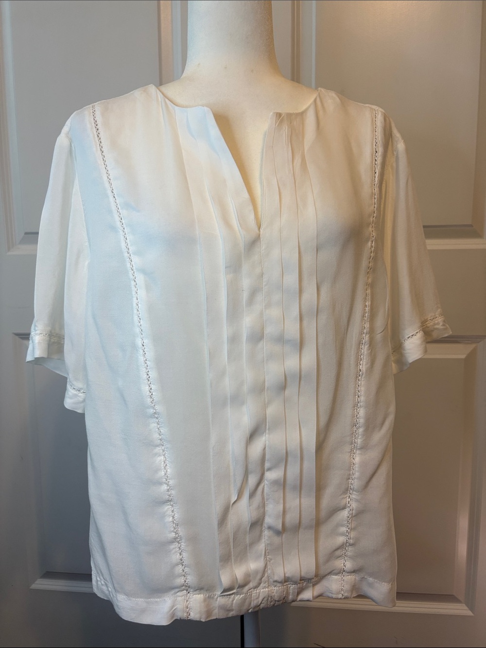 Calvin Klein Jeans White Lightweight Top